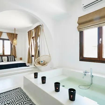 Le Blanc - Two Luxury Villa Mesaria